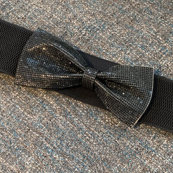 Torrid Black Bow Stretch Belt - Size 1 - Picture 2 of 5